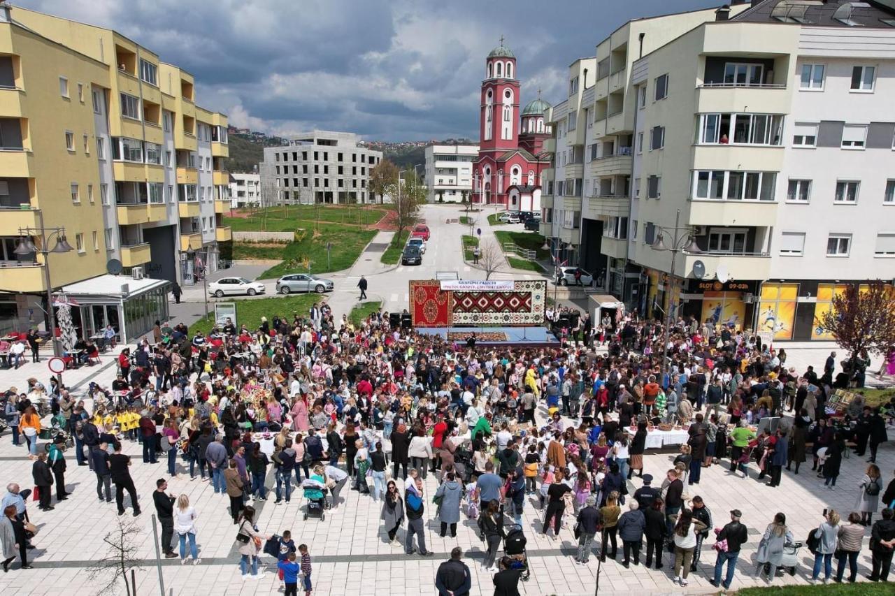 Stan Na Dan Viktor-Lukavica Apartment SJJ Exterior foto